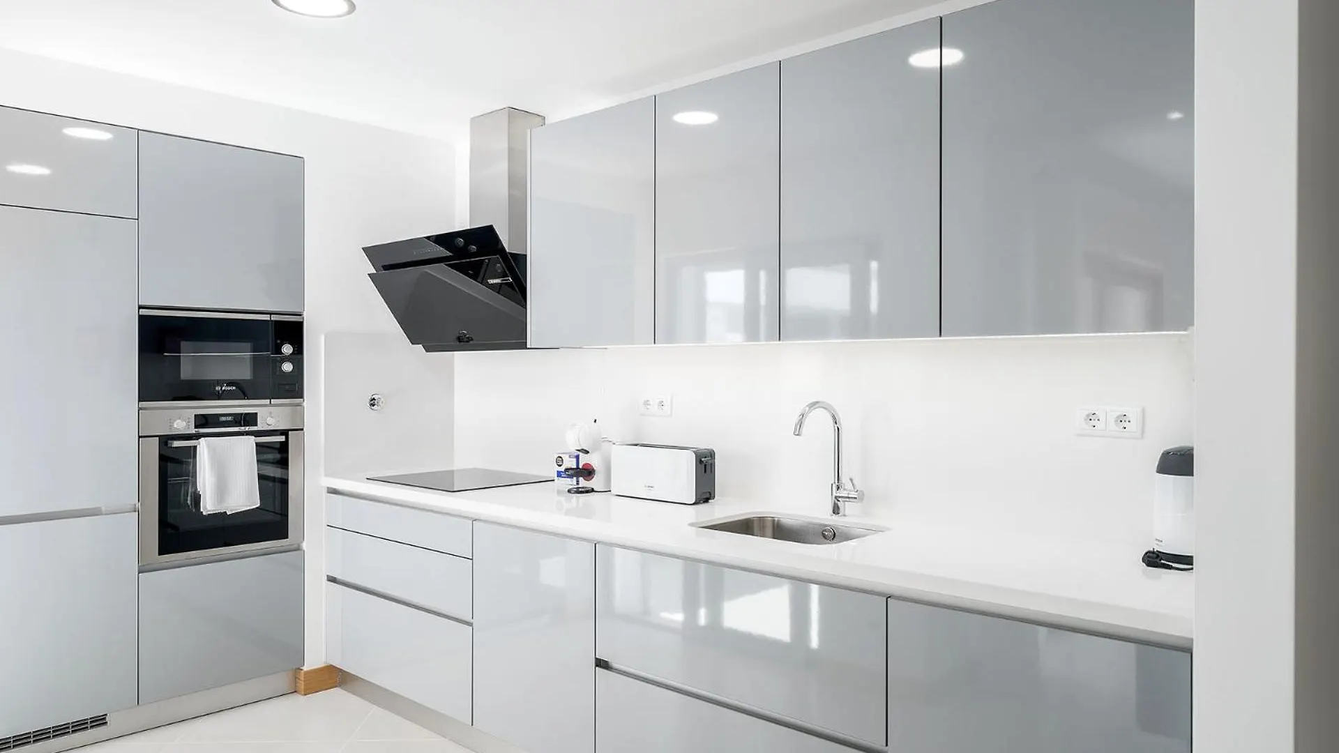 Elegant Apartment In Lagos By Ideal Homes 0*,  Portugal